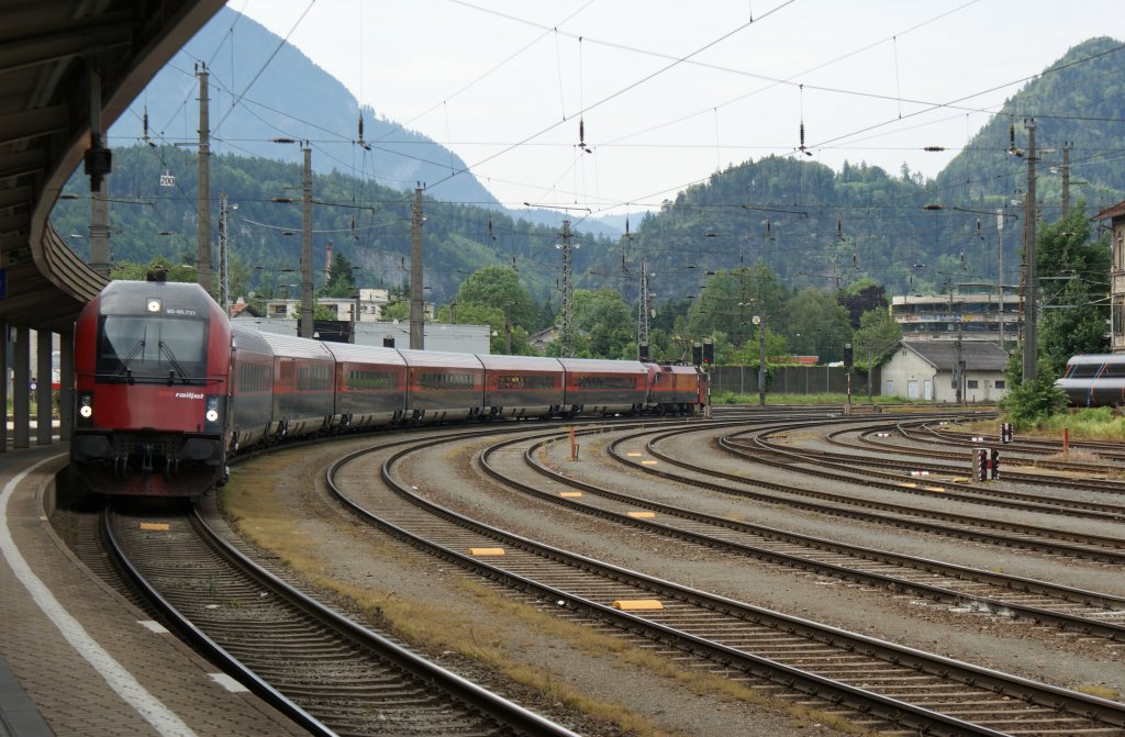 Railjet bei der Durchfahrt in Kufstein am 06.06.2012