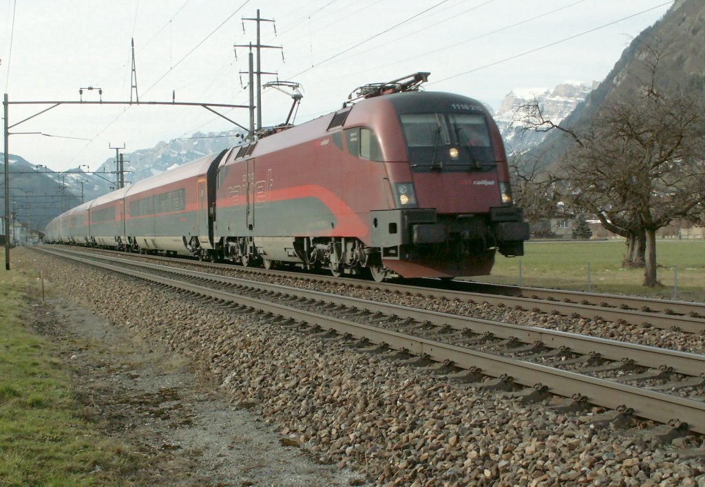 Railjet Zrich - Wien-Westbahnhof am 01.03.10 bei Mels/SG