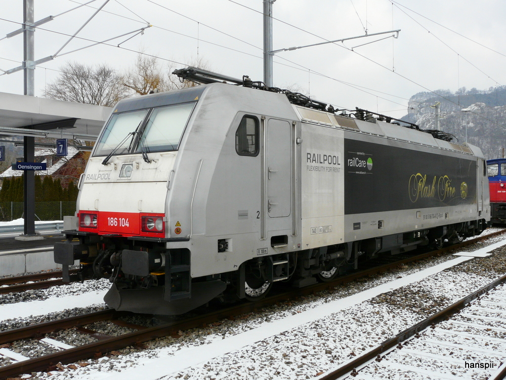 RAILPOOL / rail Care  Lok 186 104-6 abgestellt in Oensingen am 24.02.2013