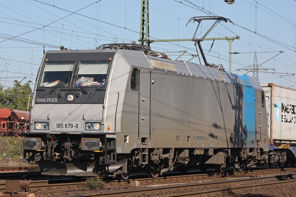 Railpool 185 679-8 am 11.10.10 in Oberhausen-West
