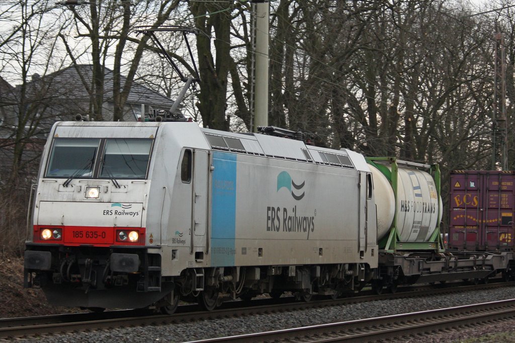 Railpool/ERS Railways am 6.3.12 bei der Durchfahrt durch Ratingen-Lintorf.