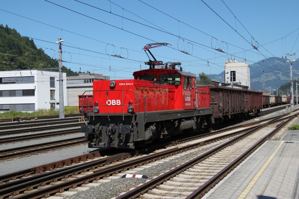 Rangierbetrieb mit 1063 042-4 am 01.08.12 in Feldkirch