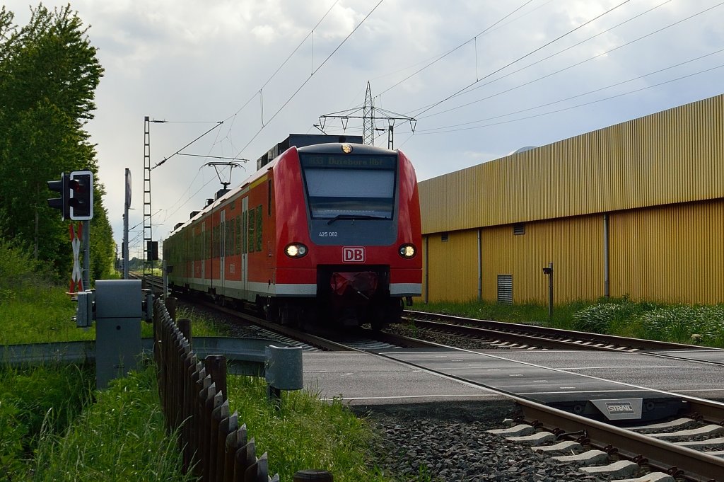 RB 33 am B� Herrather Linde auf dem Weg nach Duisburg. 24.5.2013