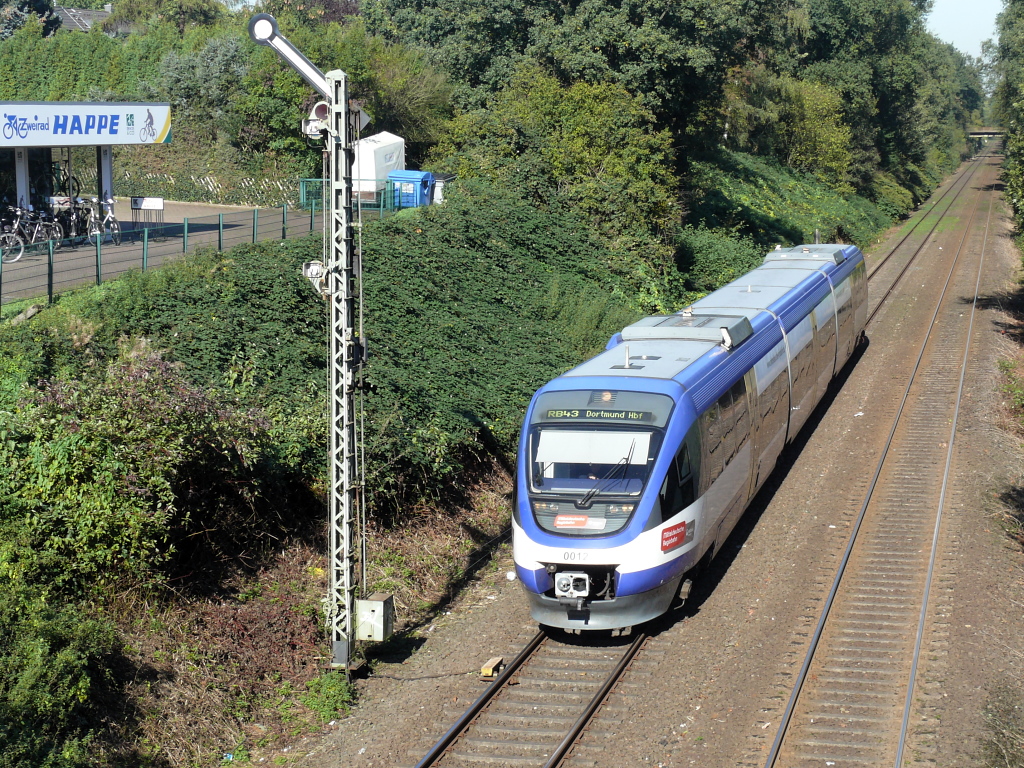 RB 43  Emschertal-Bahn  (Dorsten Bf-Dortmund Hbf). Gladbeck-Zweckel. 15.10.2011.