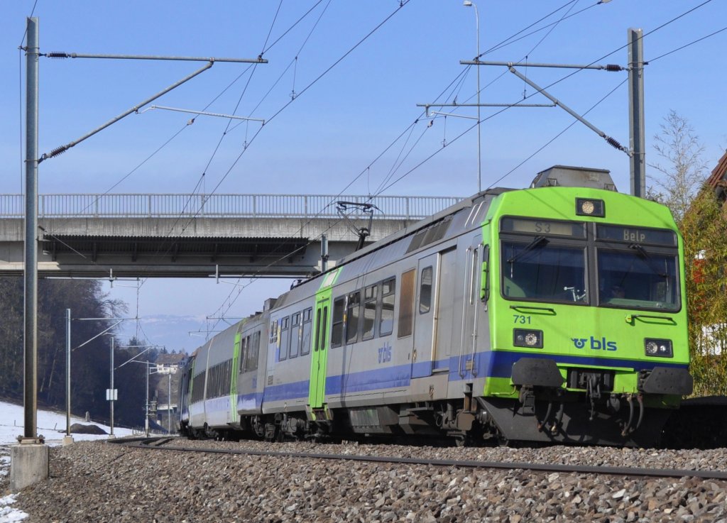 RBDe 565 als S3 Biel/Bienne-Bern-Belp bei Bundkofen