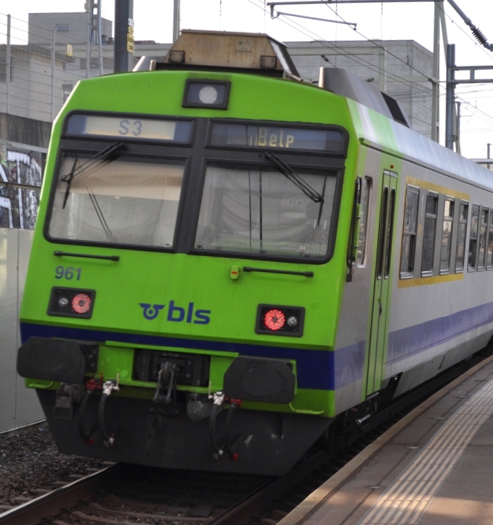 RBDe 565 als S3 nach Belp bei der Einfahrt in Bern Wankdorf