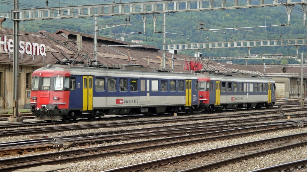 RBe 540 055-1 und 040-3 am 19.08.10 in Olten als S9 Olten-Sissach. 