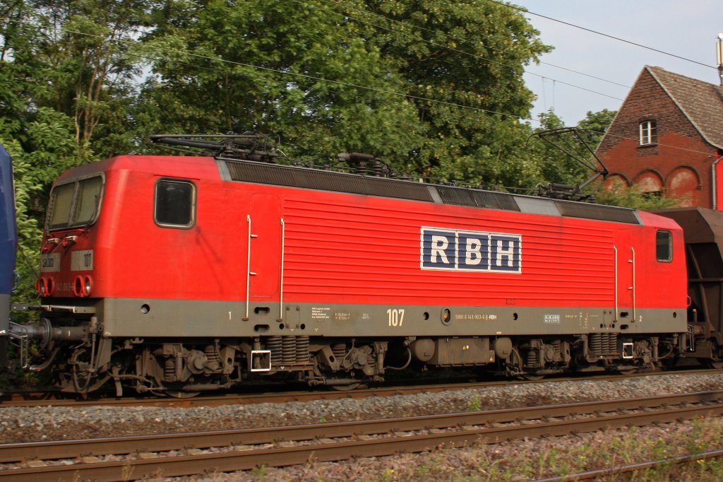 RBH 107 (143 063) am 14.6.11 als zwetlok in Ratingen-Lintorf.