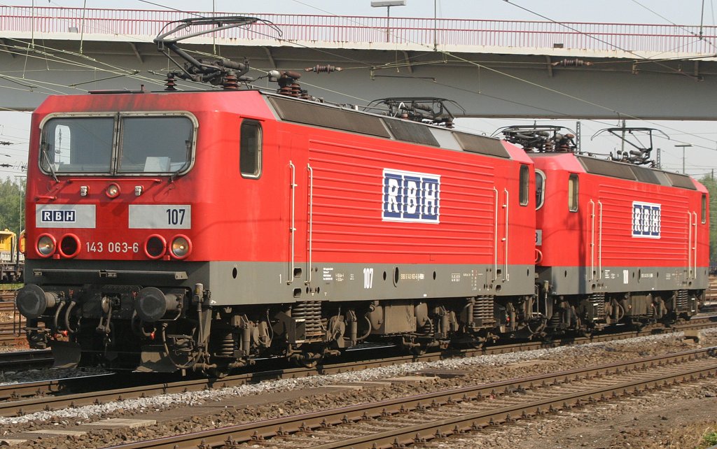 RBH 107 und RBH 108 am 3.7.10 in Duisburg-Entenfang