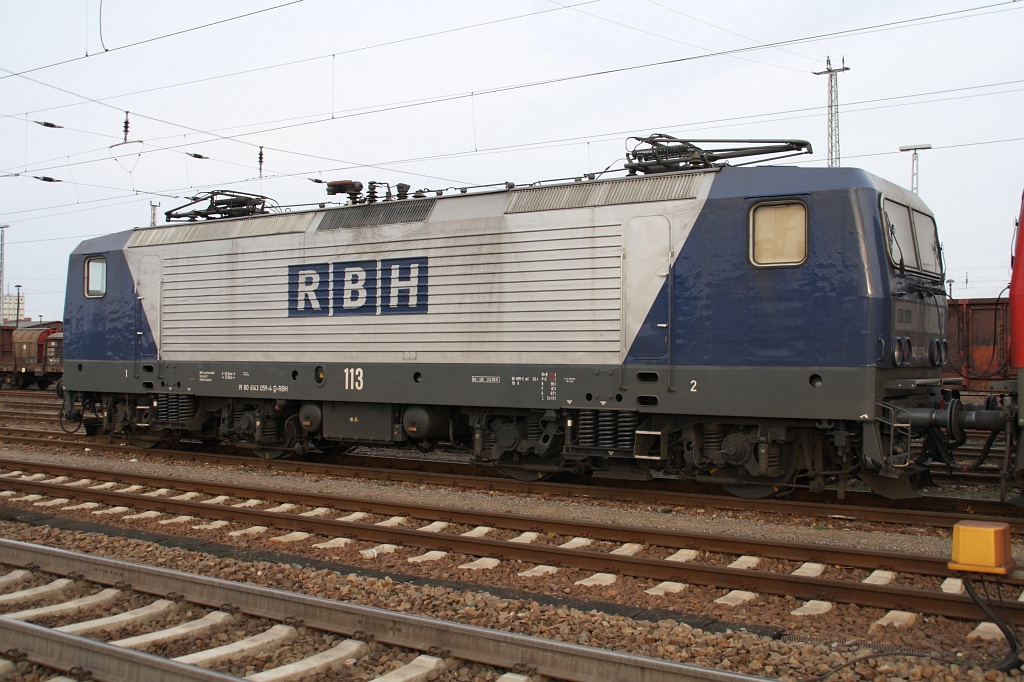 RBH 113 (143 059) am 15.01.2011 in Angermnde