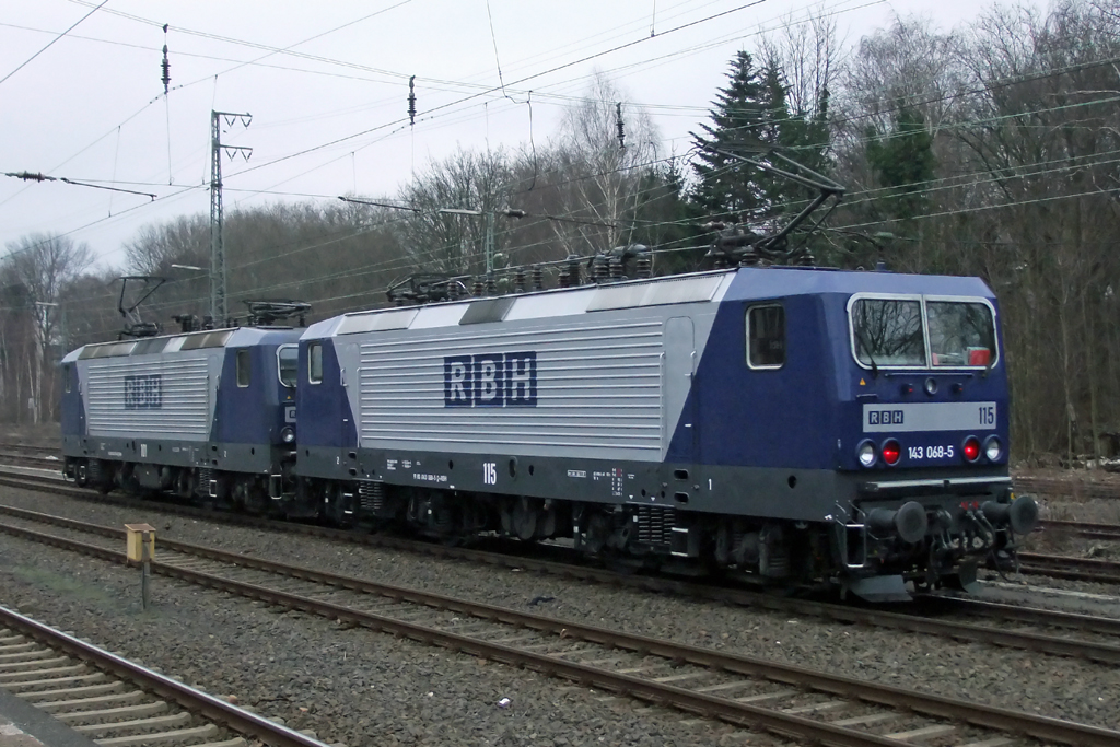 RBH 115 (143 068-5)in Recklinghausen 11.2.2011
