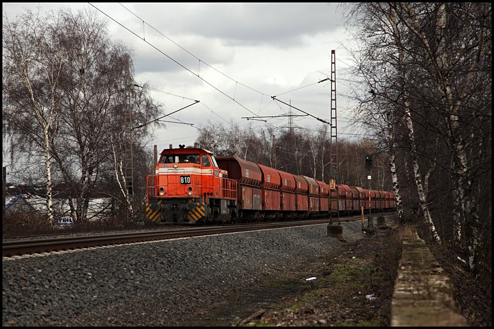 RBH 810 (G1206BB) bringt einen Kohlezug bei der Kokerei Prosper in Richtung Oberhausen. (24.02.2010)