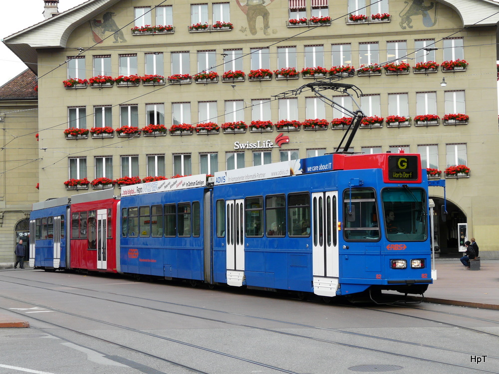 RBS - Heute unterwegs der Triebwagen Be 4/10 mit Roter Snfte in der Sadt bern am 22.10.2010