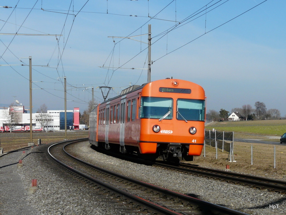 RBS - Regio nach Bern mit dem Triebwagen Be 4/12  41 bei Jegensdorf 11.02.2011 .. Foto wurde von einem Feldweg aus gemacht ..