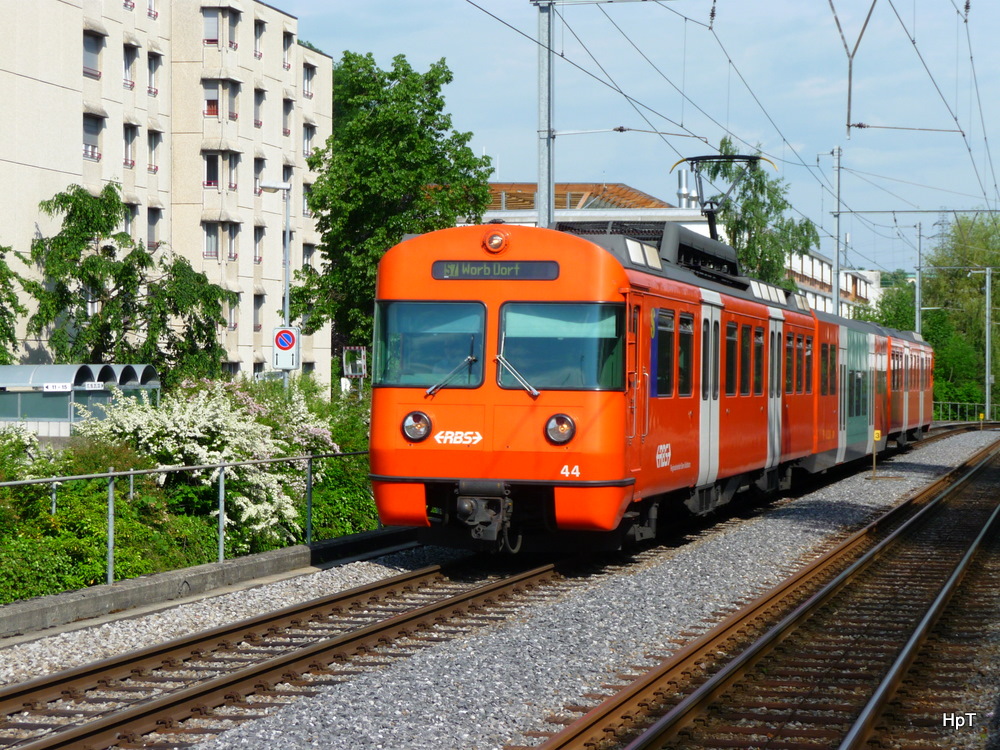 rbs - Regio nach Worb mit dem Triebzug Be 4/12 44 in Ittigen am 06.06.2010