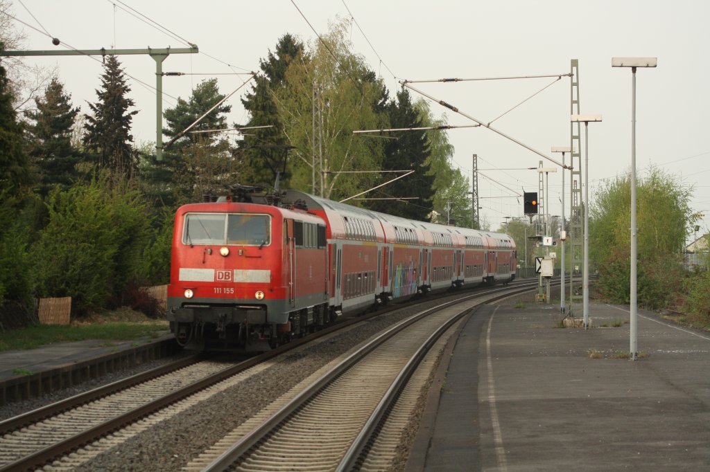 RE 10428 mit 111 155 in Erkelenz am 12.04.11