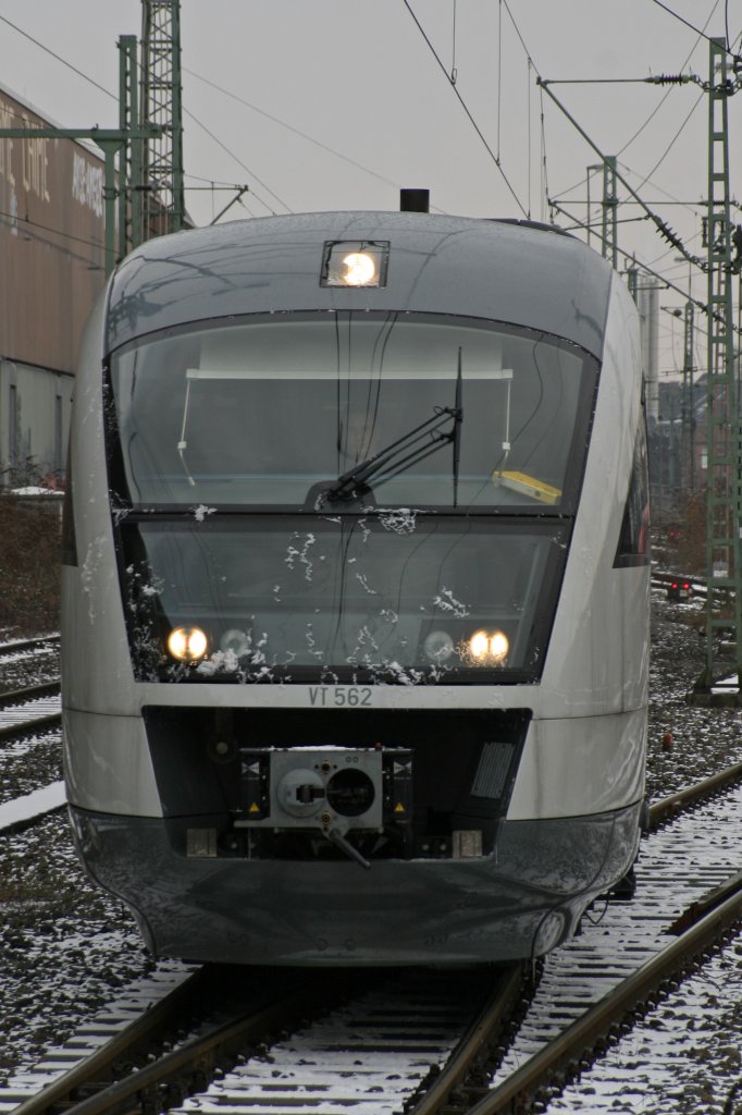 RE 13 Ersatzverkehr:Eurobahn VT 562 und VT 2000 am 13.2.10 in Dsseldorf Hbf