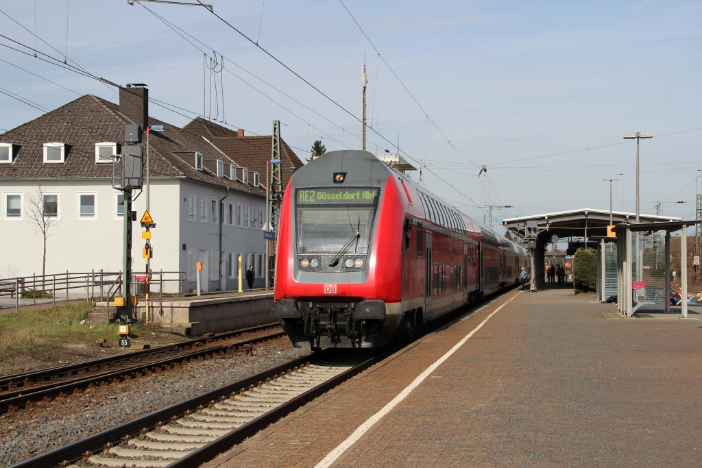 RE 2 (Mnster Hbf - Dsseldorf Hbf). Haltern am See. 14.04.2013.