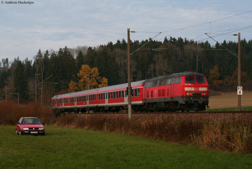 RE 22308 (Neustadt(Schwarzw)-Rottweil) mit Schublok 218 456-2 am km 95,8 28.10.09