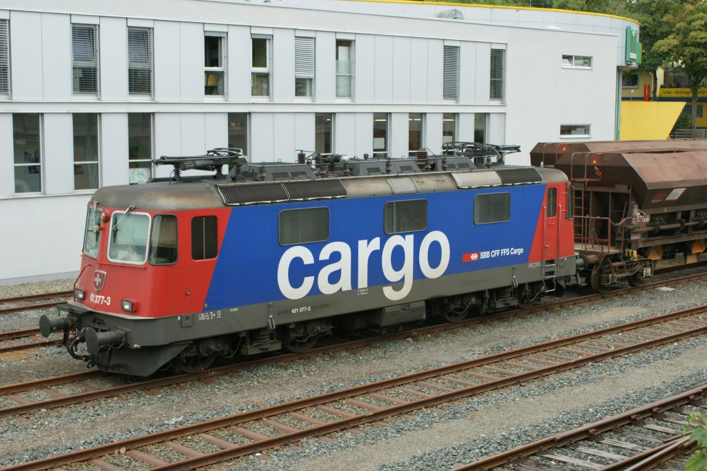 Re 421377-3 Stand in Bad Harzburg im Gterbahnhof. Das Bild wurde am 07.08.2011 gemacht. Weit ab von jeder Fahrleitung.