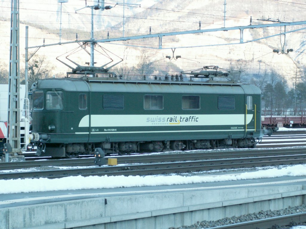 Re 4/4 I der Swiss Rail Traffic AG am 22.01.10 in Sargans