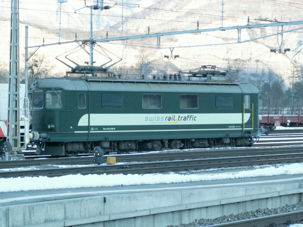 Re 4/4 I der Swiss Rail Traffic AG am 22.01.10 in Sargans