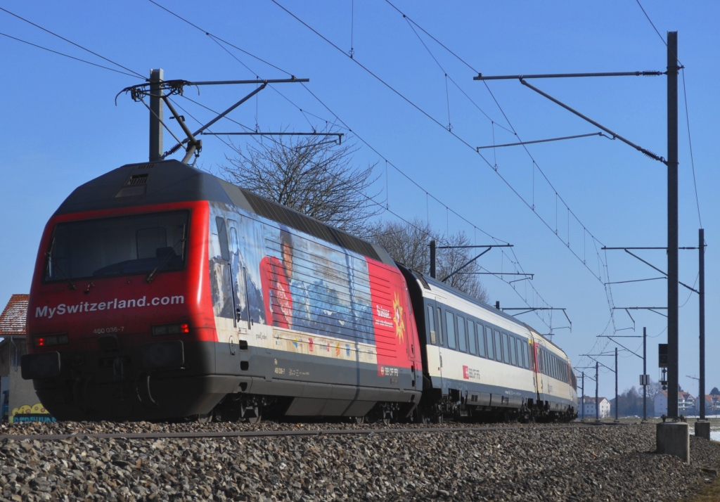 Re 460 036-7  My Switzerland  mit RE Biel/Bienne-Bern bei Bundkofen