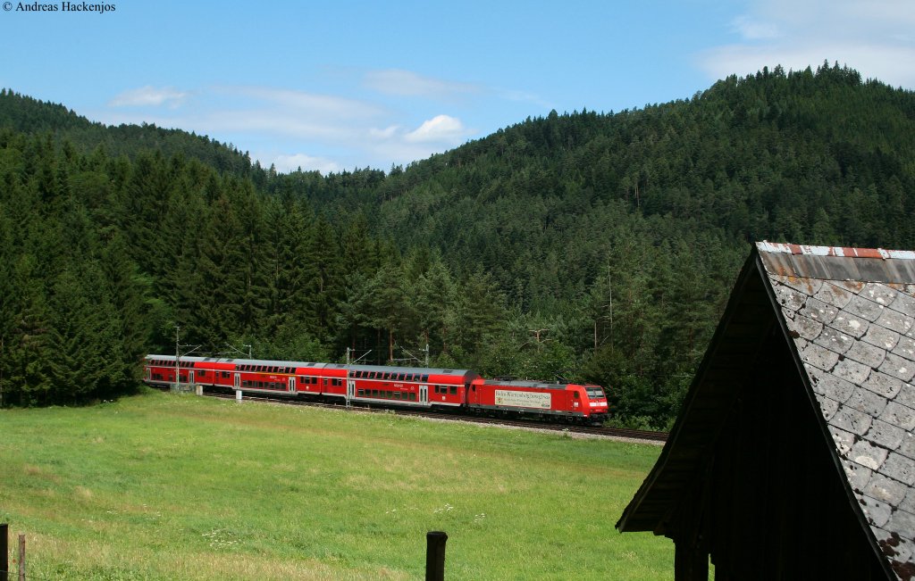RE 4714 (Konstanz-Karlsruhe Hbf) mit Schublok 146 110-2 bei Niederwasser 15.7.10