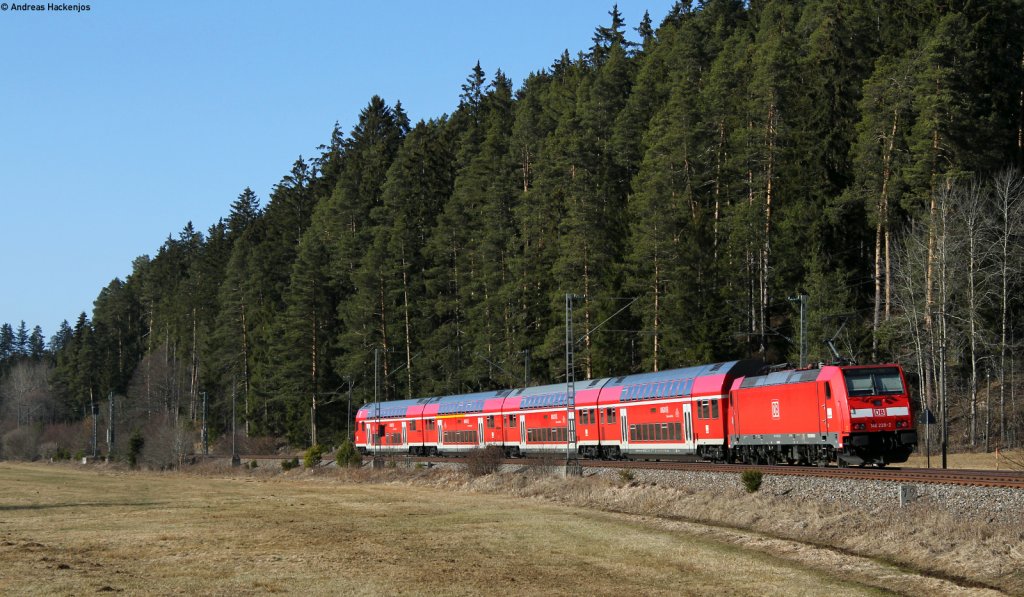 RE 4722 (Konstanz-Karlsruhe Hbf) mit Schublok 146 228-2  St.Georgen(Schwarzw)  im Groppertal 16.3.12