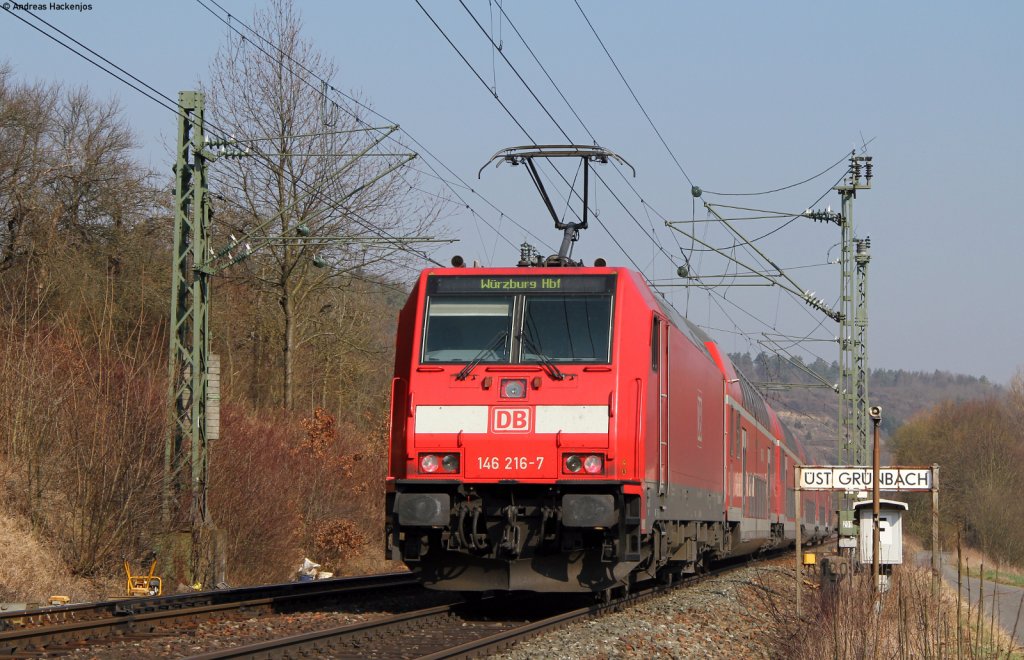 RE 4930 (Stuttgart Hbf-Wrzburg Hbf) mit Schublok 146 216-7 