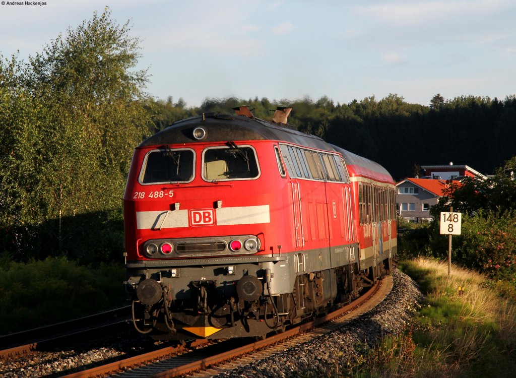 RE 57407 (Lindau Hbf-Mnchen Hbf) mit Schublok 218 488-5 bei Bodolz 11.8.11