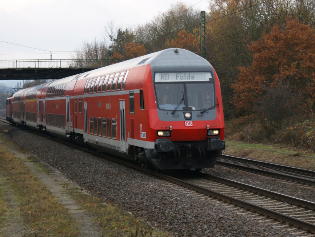 RE aus Frankfurt kurz vor seinen Endziel Fulda am 07.11.2009