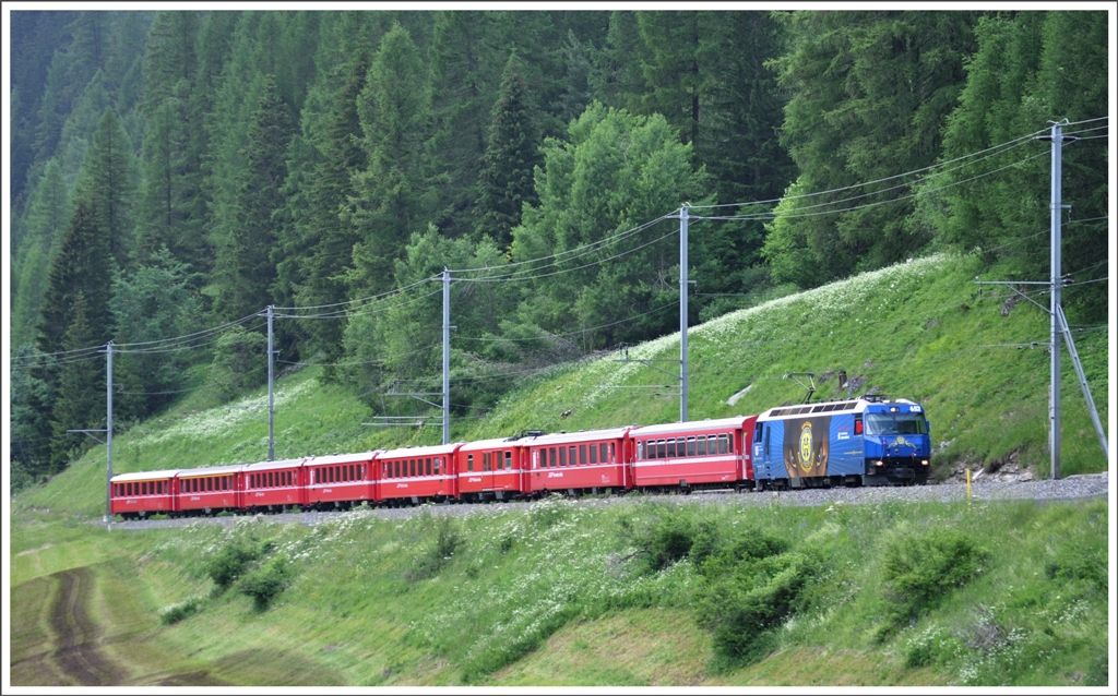 RE1152 mit Ge 4/4 III 652  Vaz/Obervaz-Lenzerheide-Valbella  bei Bergn. (21.06.2012)