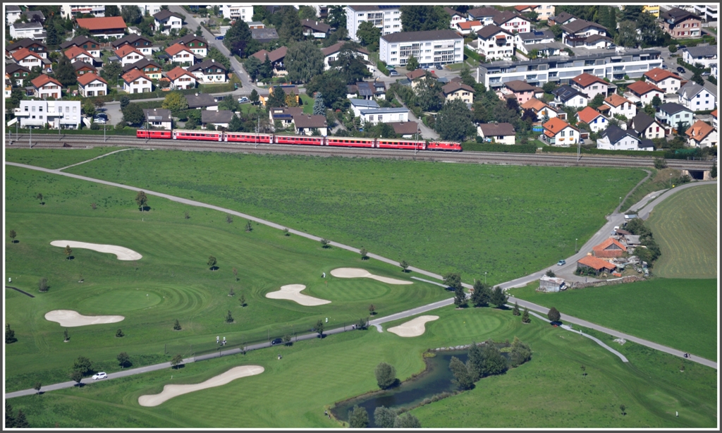 RE1249 beim Golfplatz Domat/Ems. (16.09.2012)