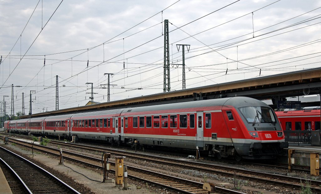 RE4011 (M�nchen-N�rnberg-Express) in N�rnberg Hbf, 4.9.010.