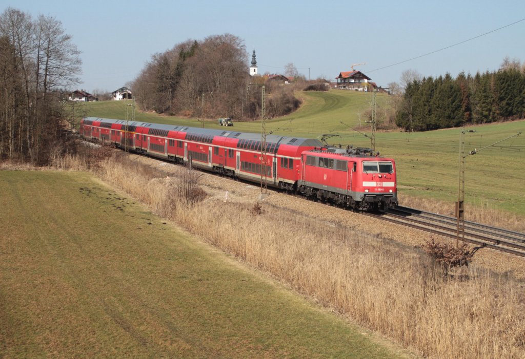 Reginalexpresszug von Mnchen nach Salzburg, aufgenommen bei Stra am 17.03.2012