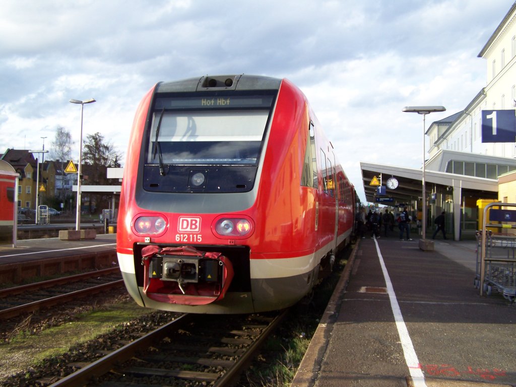 Regional Express im Bahnhof Weiden (Oberpf) von Regensburg Hbf nach Hof Hbf.
