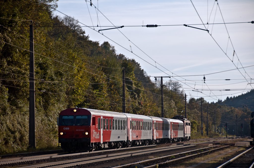 Regionalzug von Linz nach Passau am 10.08.2010 in Wernstein.