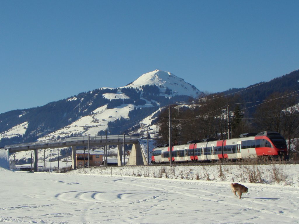 Regionalzug vor Kirchberg in Tirol.20.01.2010