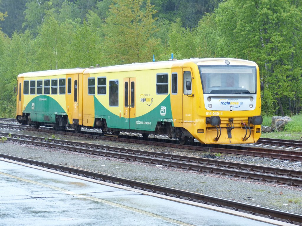 Regionova 814/914 040 am 01.06.2013 in Bayerisch Eisenstein.