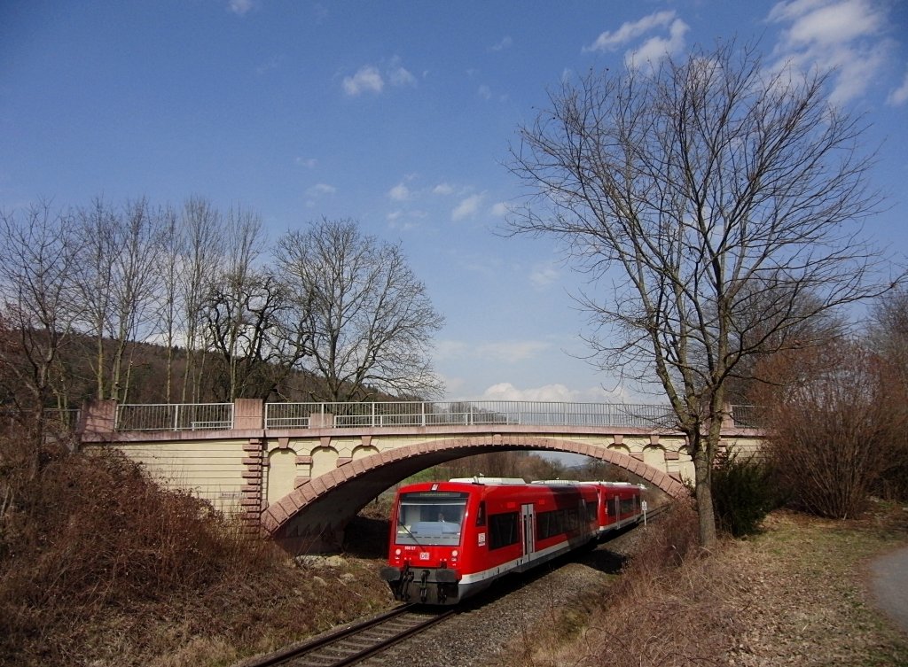 Regioshuttle 650 117 am 18.03.2012 als RB 22754 von Friedrichshafen nach Radolfzell kurz vor Stahringen.