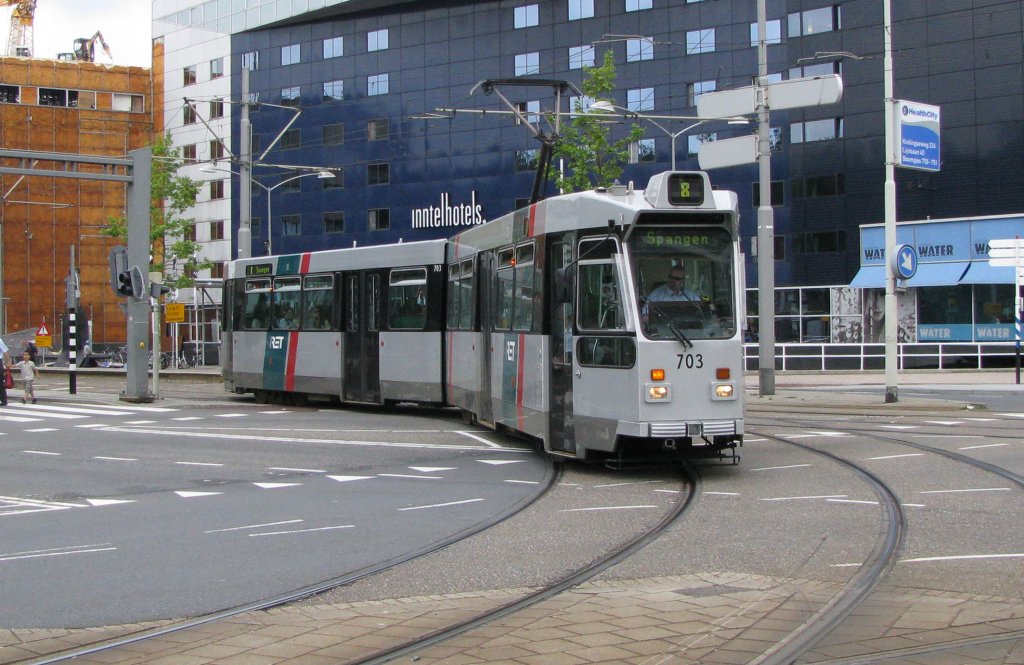 RET 703 auf dem Schiedamse dijk am 4.August 2011