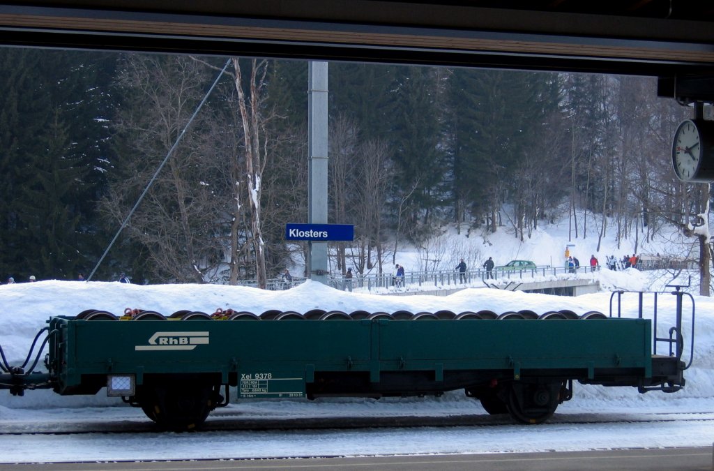 RhB Dienstwagen Xel 9378 in Klosters. (Aufnahme 16.03.2006)