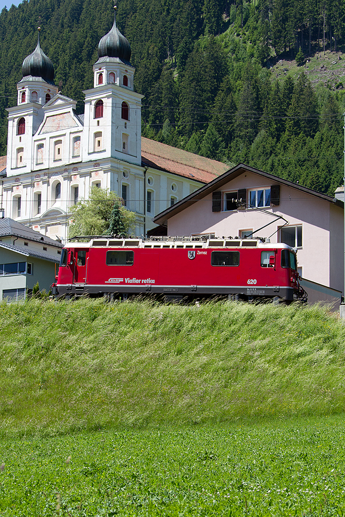 RhB, Ge 4/4II, 620, 16.06.2012 Disentis 