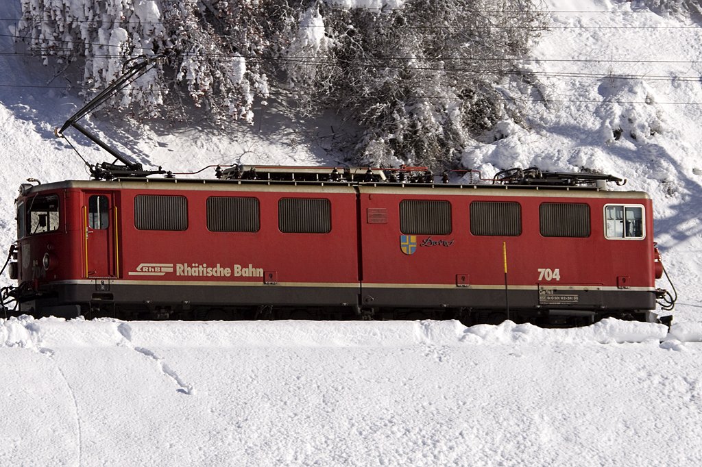 RhB, Ge6-6II, 704 Davos, 02.12.2009 Filisur

