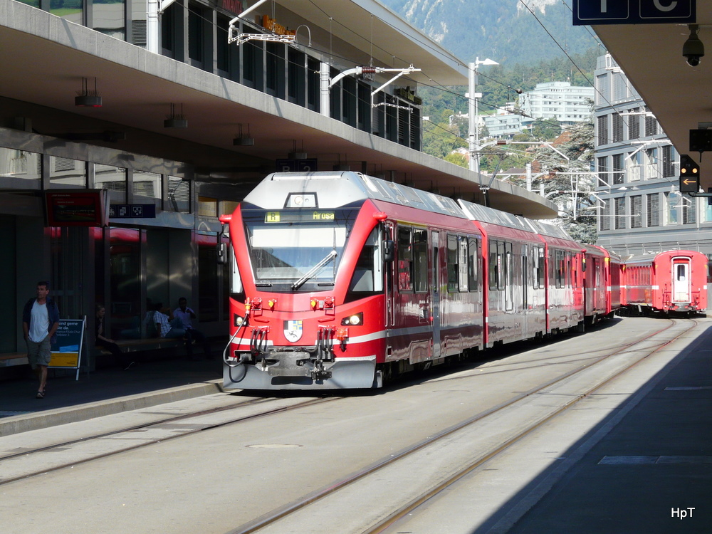 RhB - Regio nach Arosa im Bahnhof Chur am 26.09.2011