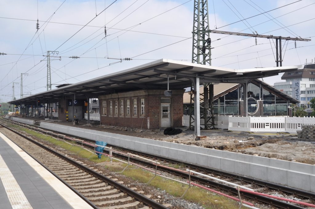 RHEINE (Kreis Steinfurt), 19.05.2013, Bahnsteigsanierung an Gleis 3