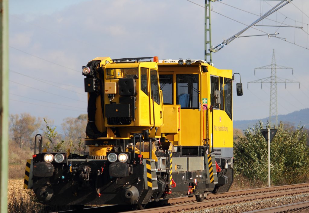 Robel Gleiskraftwagen 54.22 der DB Netzinstandhaltung bei Trieb am 29.10.2012.