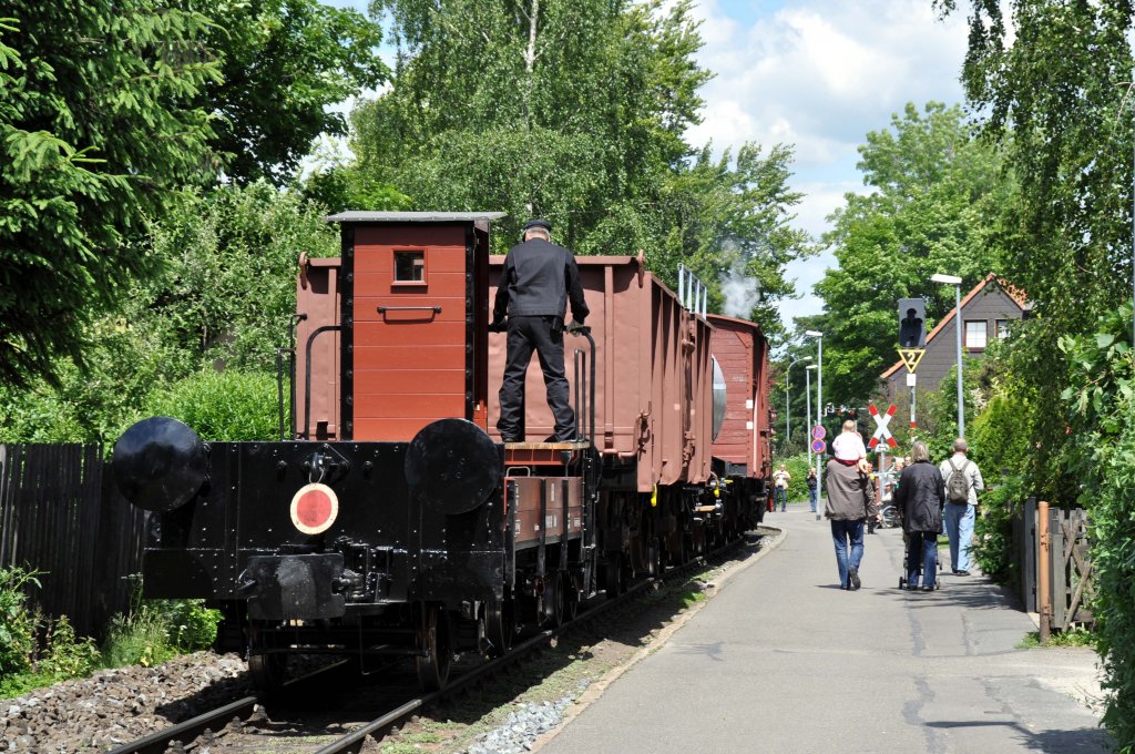 Rolbockzug zwischen den Haltestellen  Hochschule Harz  und  Westerntor  zm Bahnhofsfest in Wernigerode (125 Jahre Schmalspurbahnen im Harz) (09.06.2012)