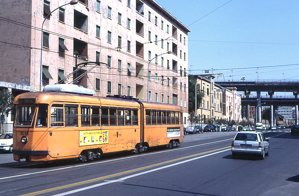 Rom Tw 13 in der Via Prenestina, 28.08.2001.